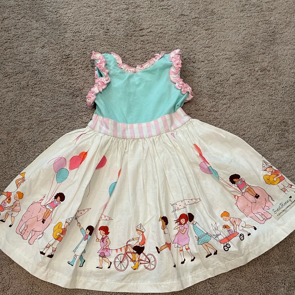Sweet Honey Colorful parade Print Dress